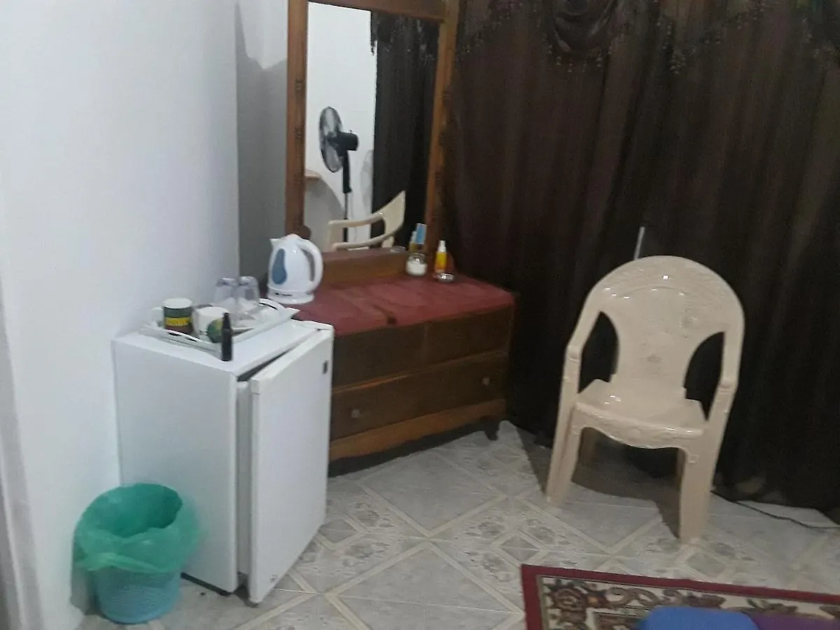 Fay Guest House Negril 2*,