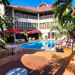 Altamont Court 3*, Kingston Jamaica